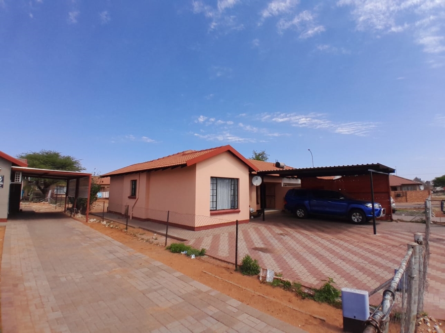 To Let 3 Bedroom Property for Rent in Kathu Northern Cape